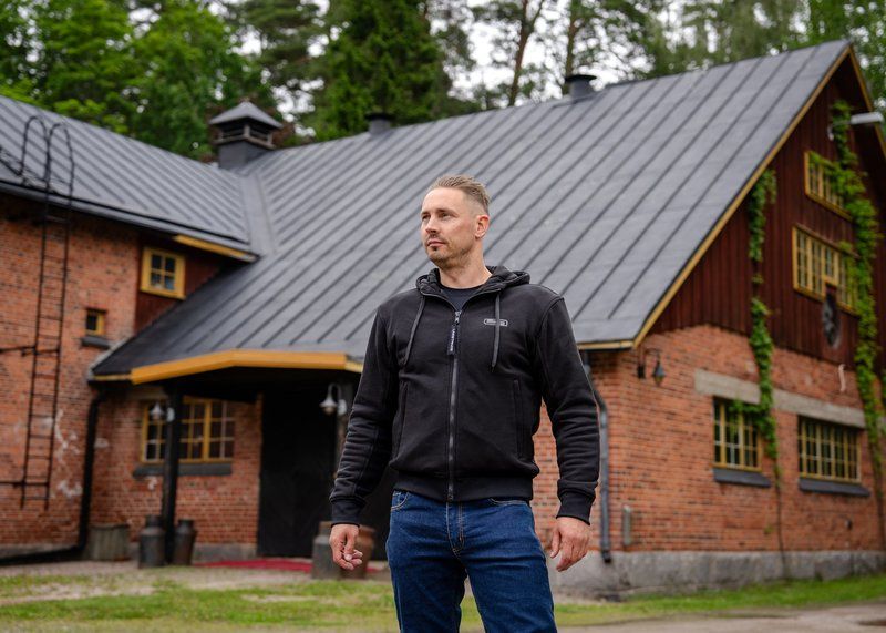 Lindstrands Oselbo Hoodie, svart